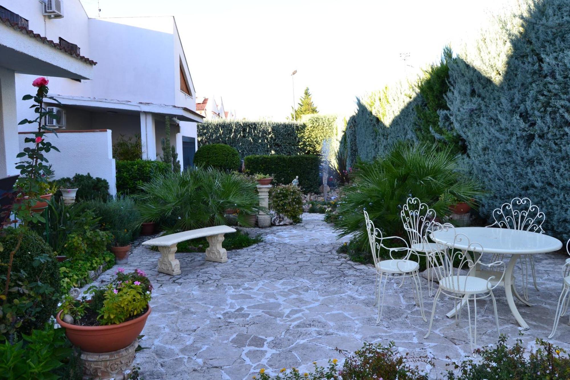 Hotel Canusium Canosa di Puglia Exteriör bild