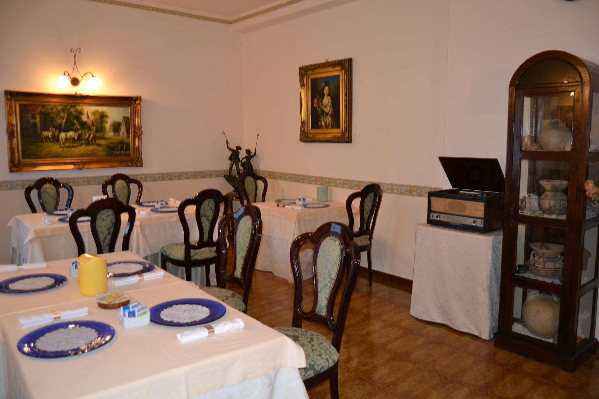 Hotel Canusium Canosa di Puglia Exteriör bild